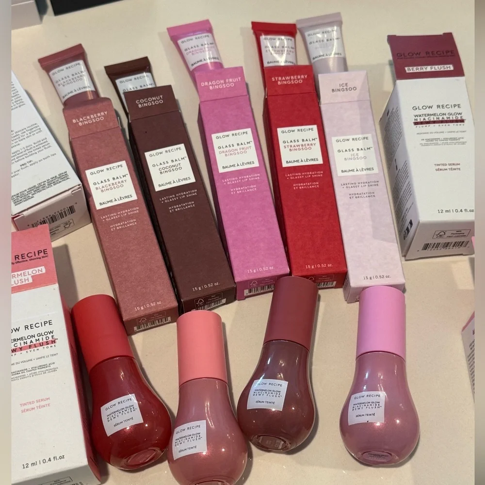 Glow Recipe lip gloss + blushes skincare - Picture 6 of 10